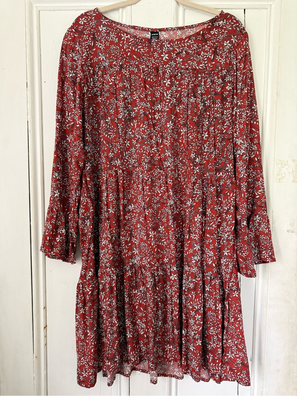 SHEIN Red Floral Tiered Midi Dress